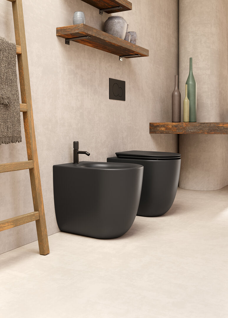 GSG HIT! WC A PAVIMENTO FILO MURO