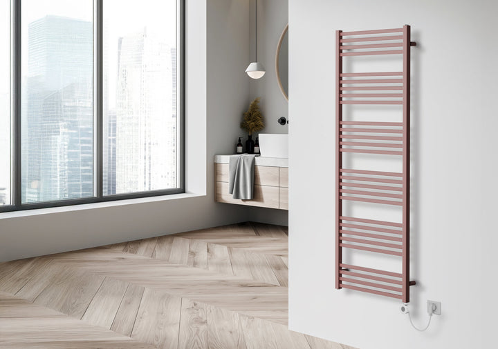 Scaldasalviette elettrico Cordivari Naike ST installato in bagno