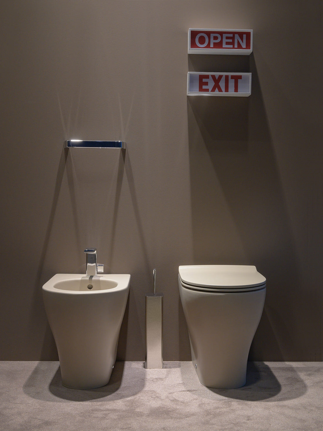 Ambiente bagno con WC e bidet Ceramica Flaminia APP